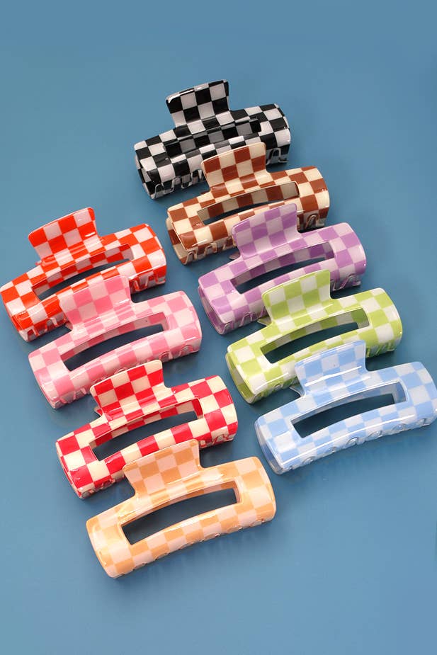 JOSSLYN by Wall to Wall - JUMBO RESIN CHECKER HAIR CLAW CLIPS 4inch | 40H664: Black