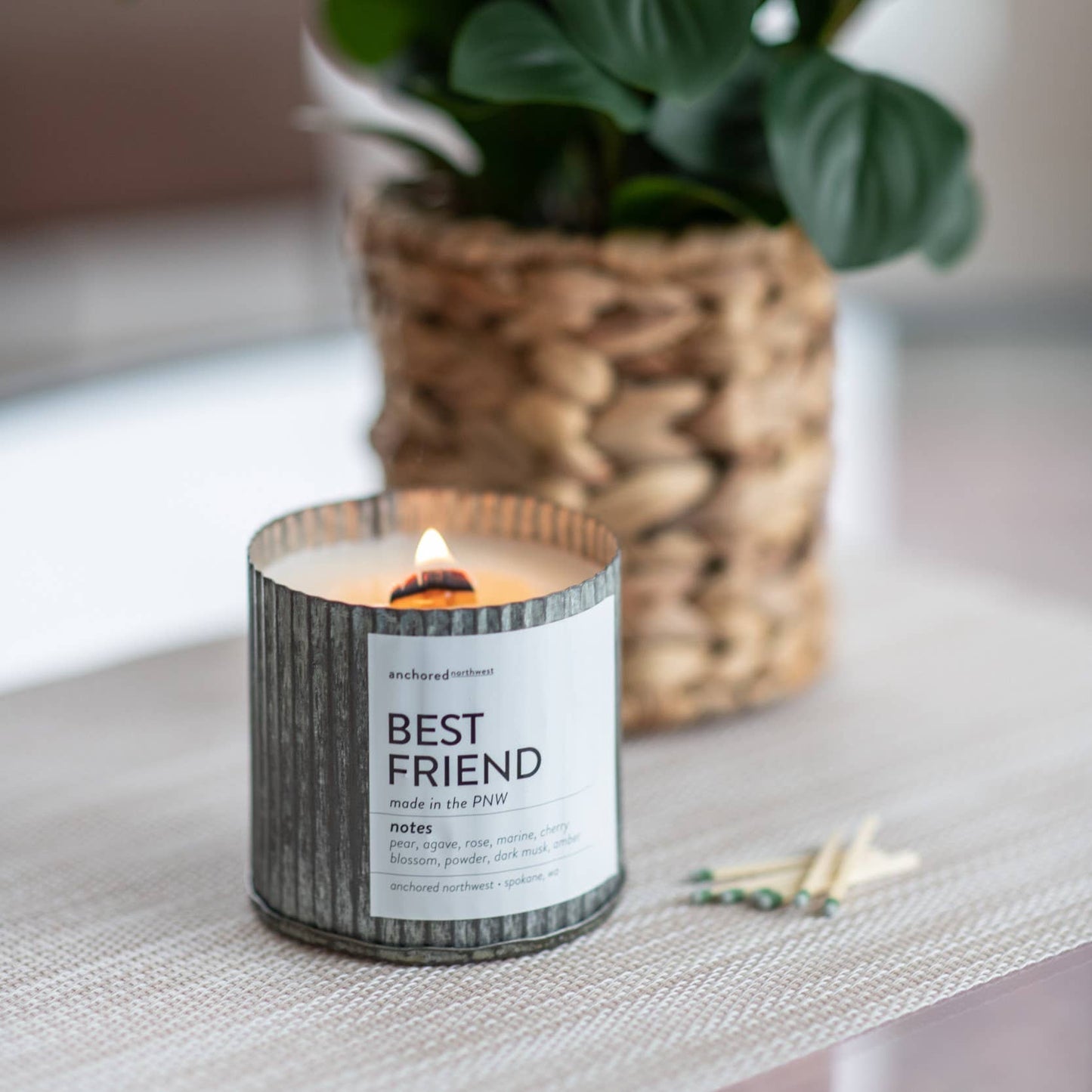 Anchored Northwest - Mistletoe Kisses Wood Wick Rustic Farmhouse Soy Candle