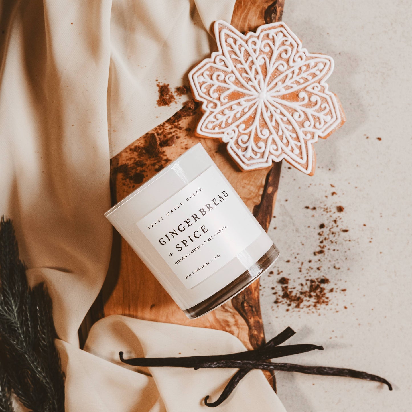 Sweet Water Decor - Gingerbread and Spice Soy Candle - 11 oz