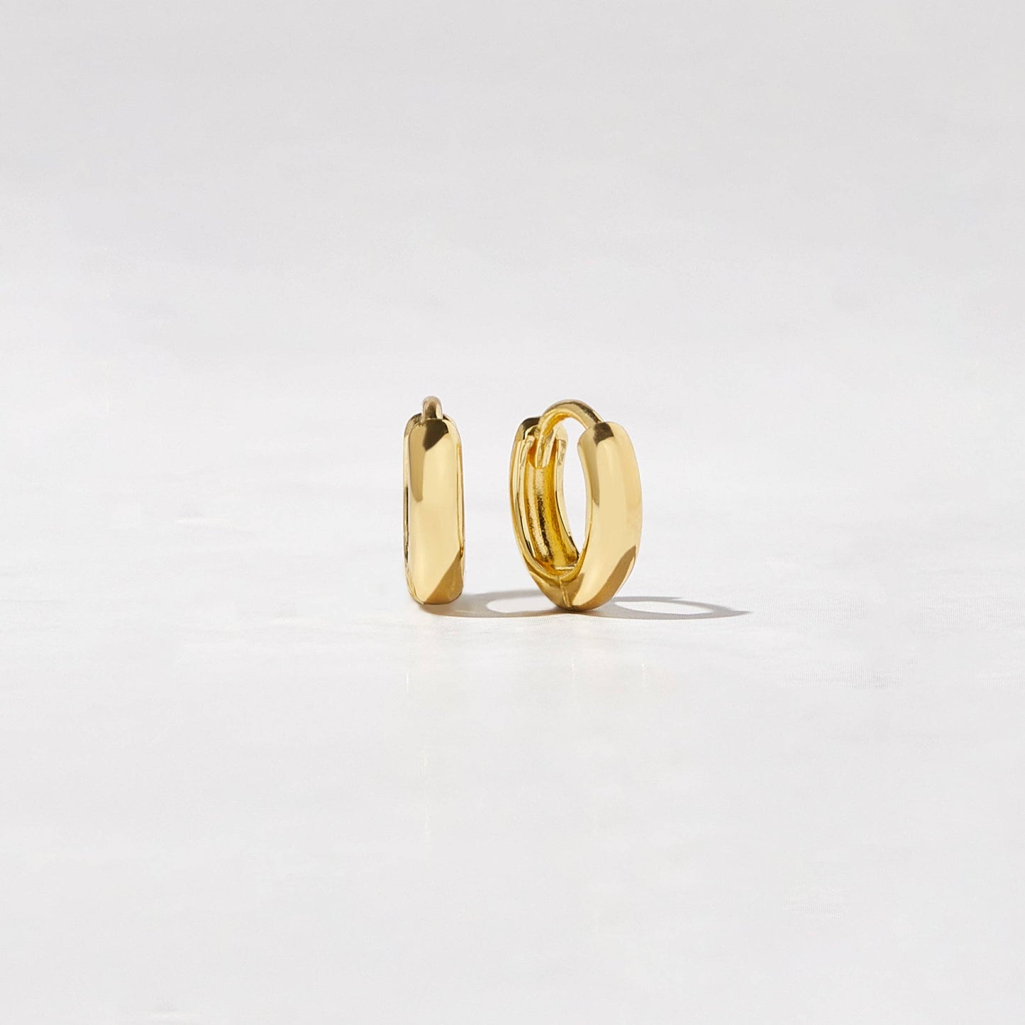 Sami Jewels - Minimalist Huggie Hoops - Gold