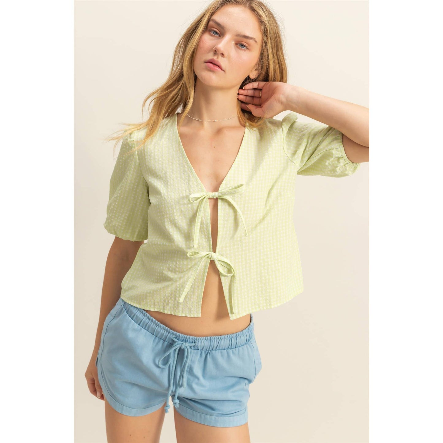 HYFVE - DZ25C145-Gingham Print Bow Tie Puff Sleeve Blouse