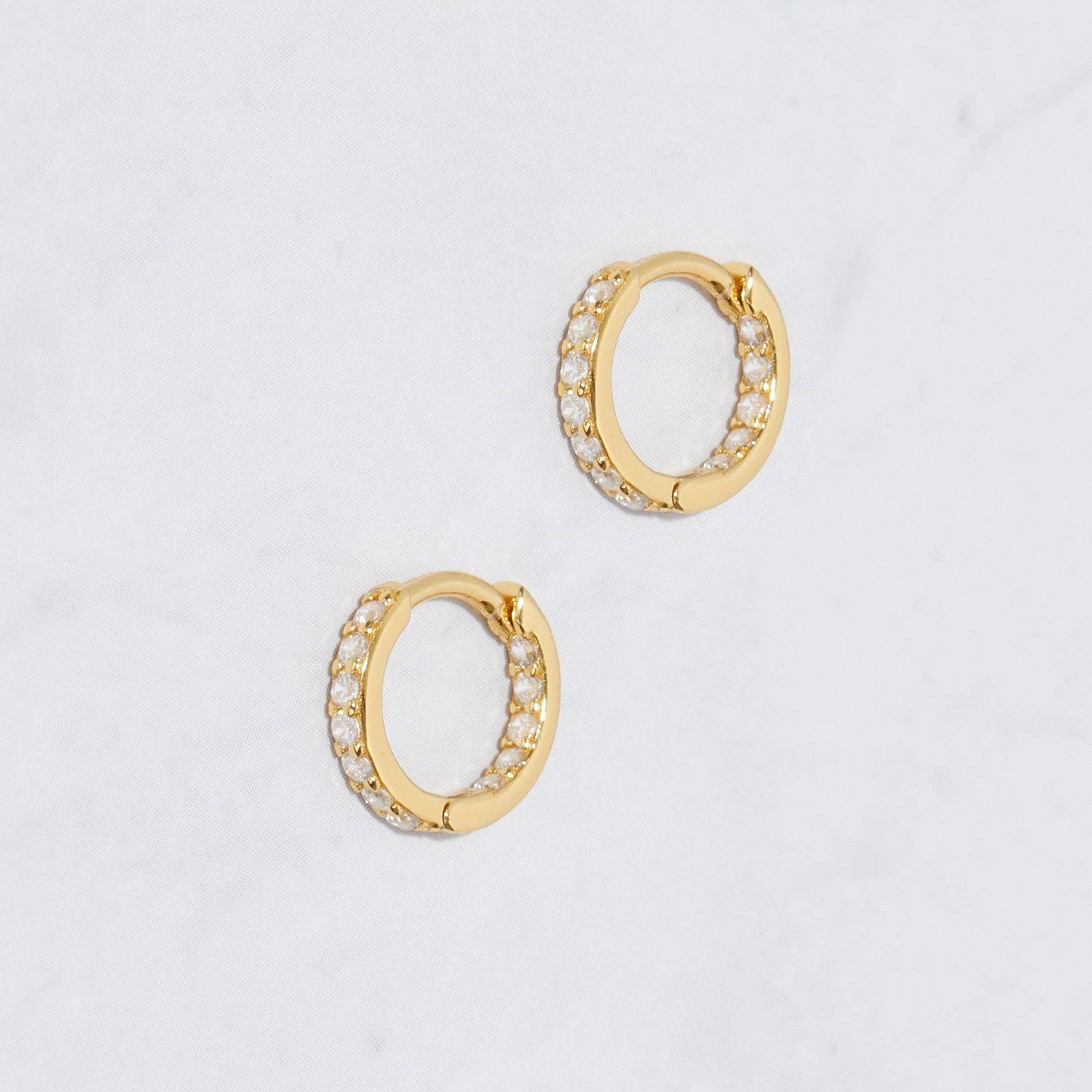 Sami Jewels - In & Out Studded Huggies - Gold