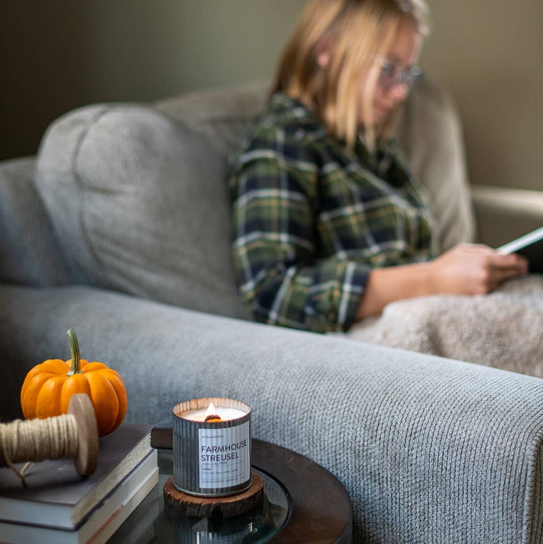 Anchored Northwest - Mistletoe Kisses Wood Wick Rustic Farmhouse Soy Candle