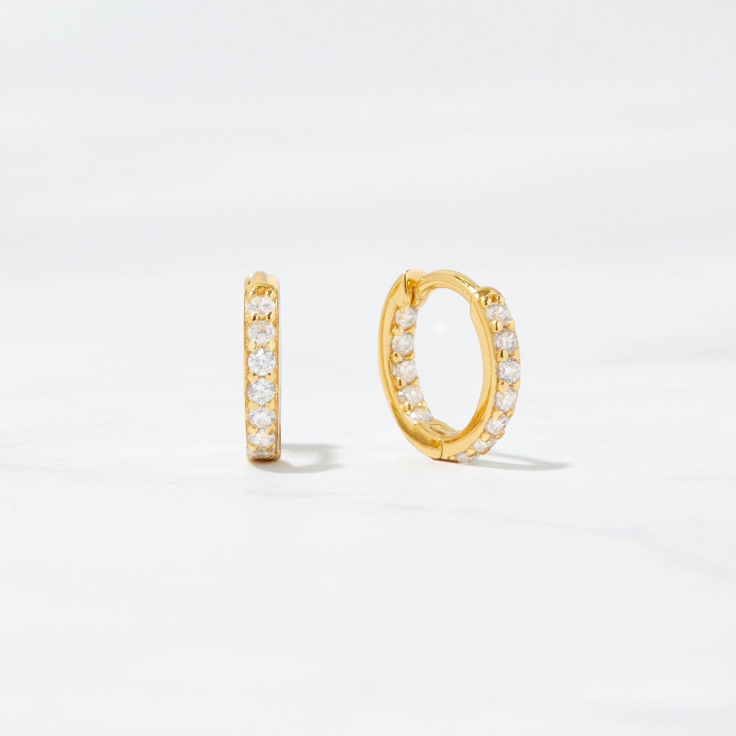 Sami Jewels - In & Out Studded Huggies - Gold