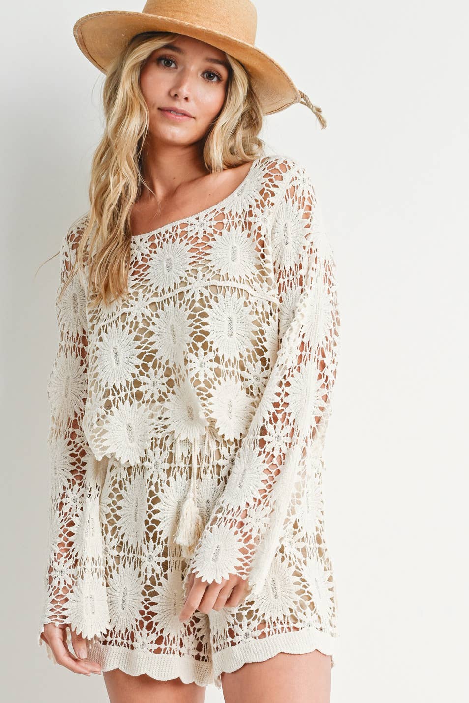 Bluivy - Crochet Cropped Long Sleeve Top