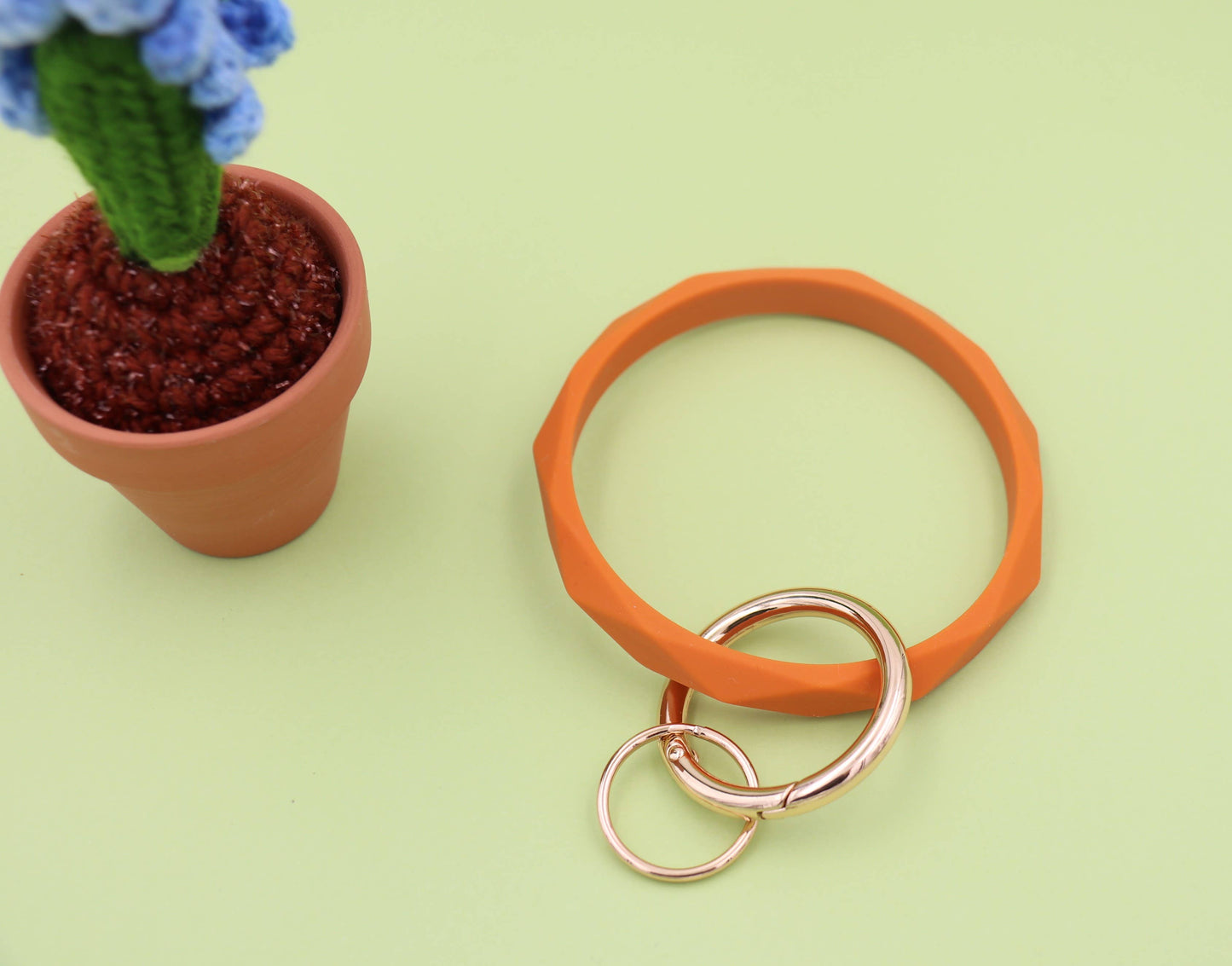 Silicone Bangle Wristlet Minimalist Keychain Bracelet: Light Pink