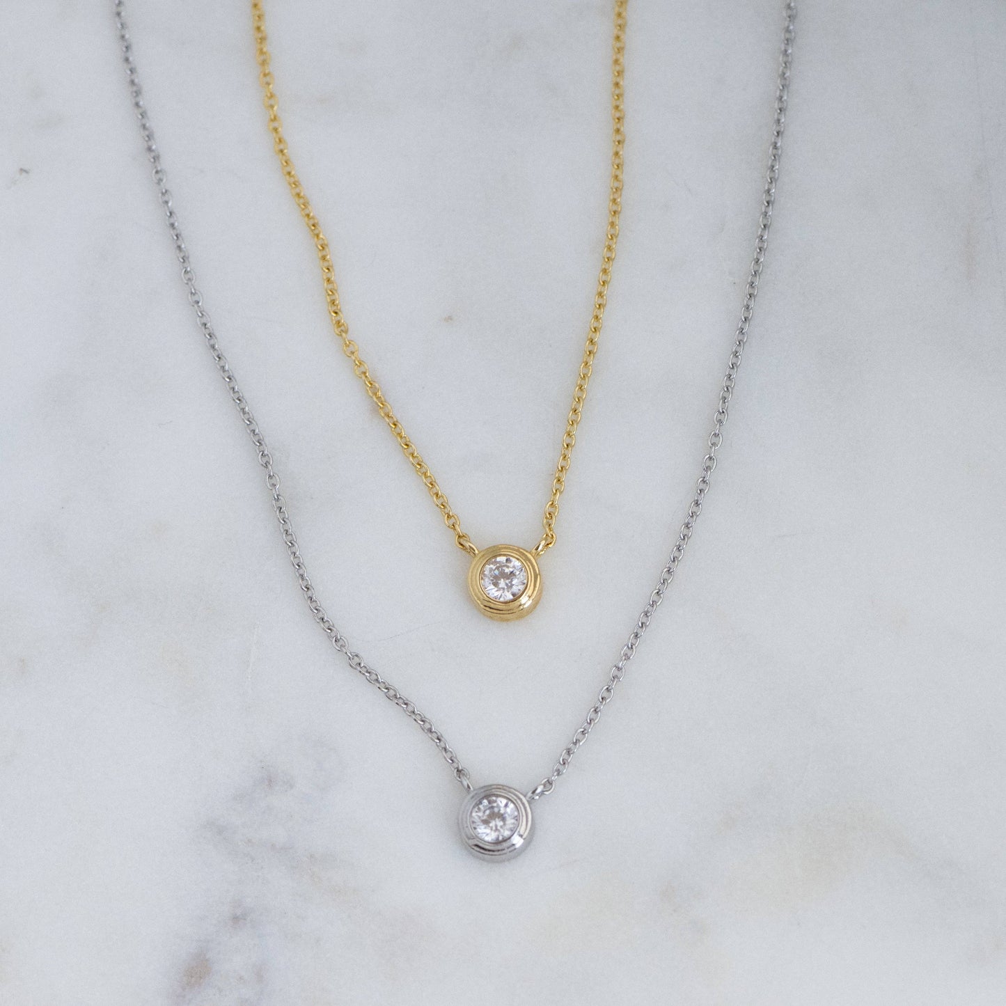 Sami Jewels - Tiny Bezel Necklace - Silver