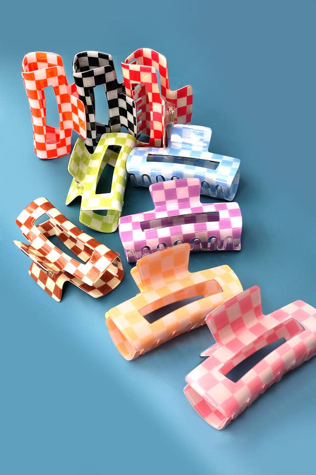 JOSSLYN by Wall to Wall - JUMBO RESIN CHECKER HAIR CLAW CLIPS 4inch | 40H664: Black