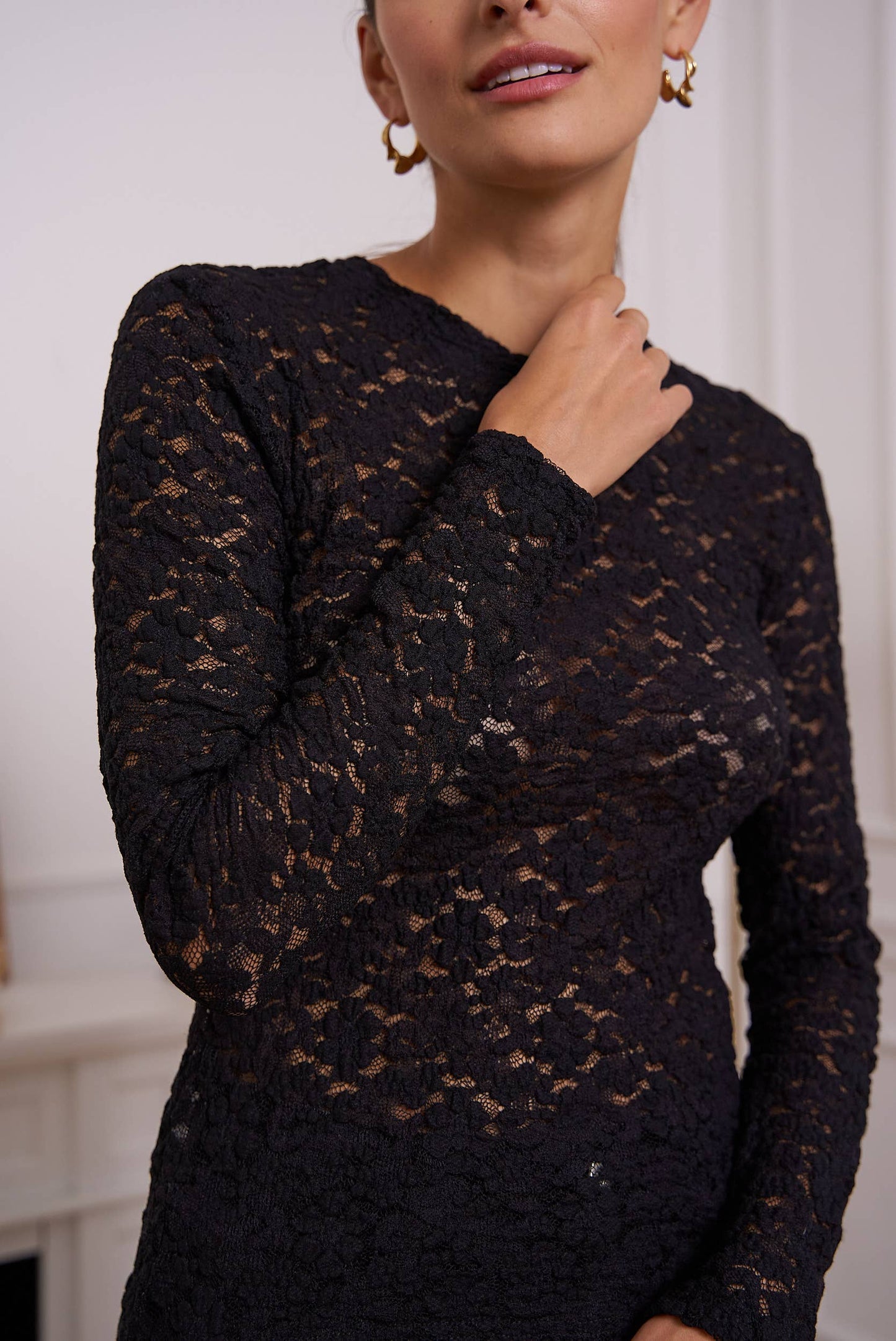 Choklate Paris - Semi-Transparent Lace Top - Black