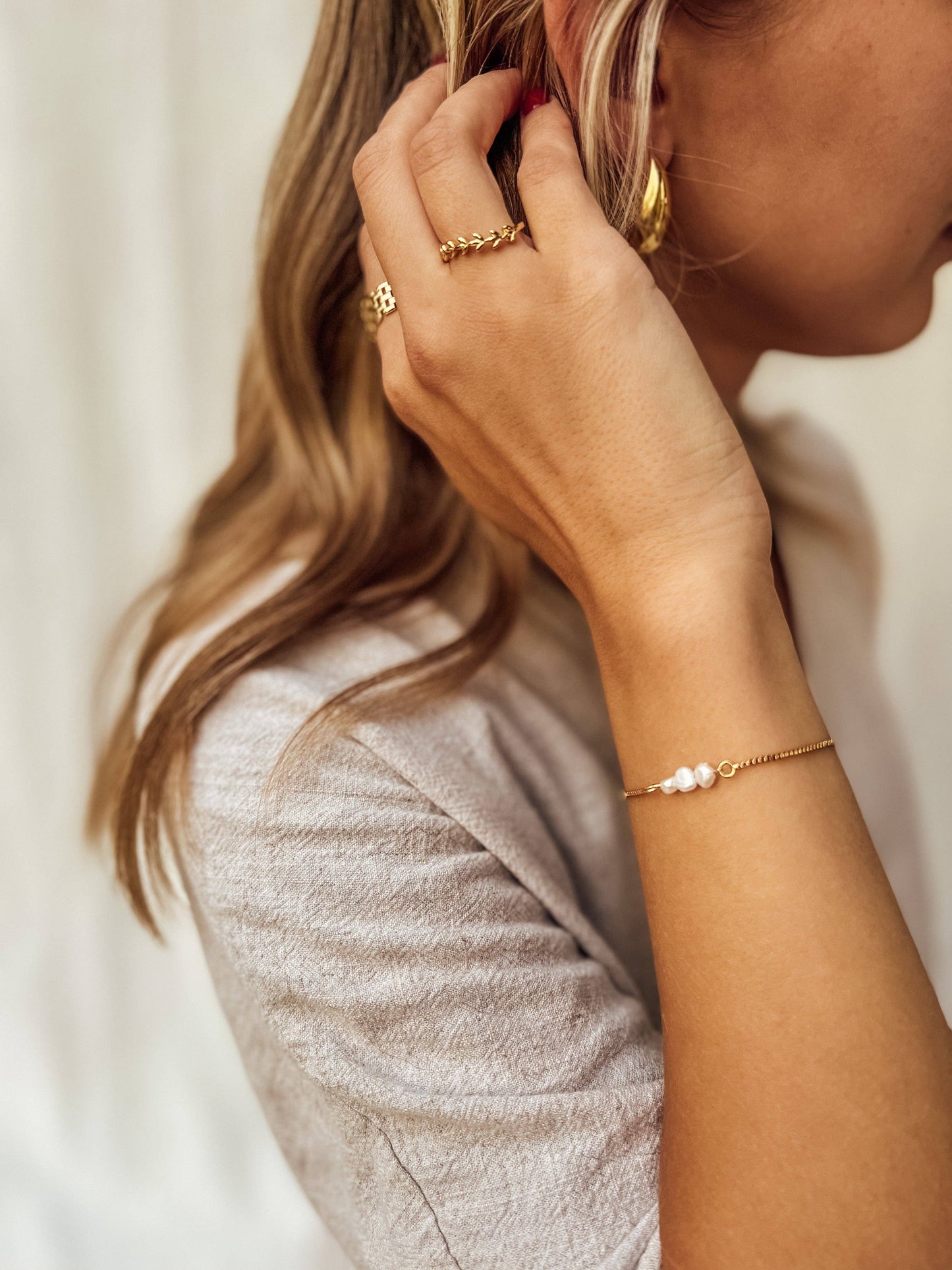 Oak + Eve - The Oak Bay Bracelet: Silver tone