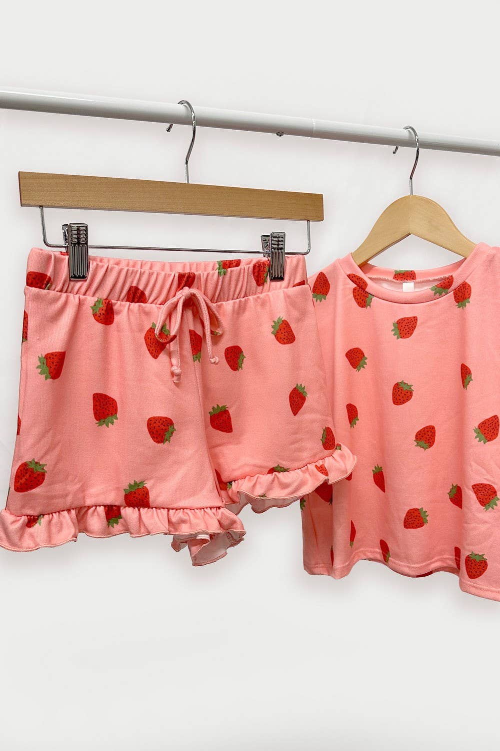Good Girl - Strawberry Printed Ruffle Set