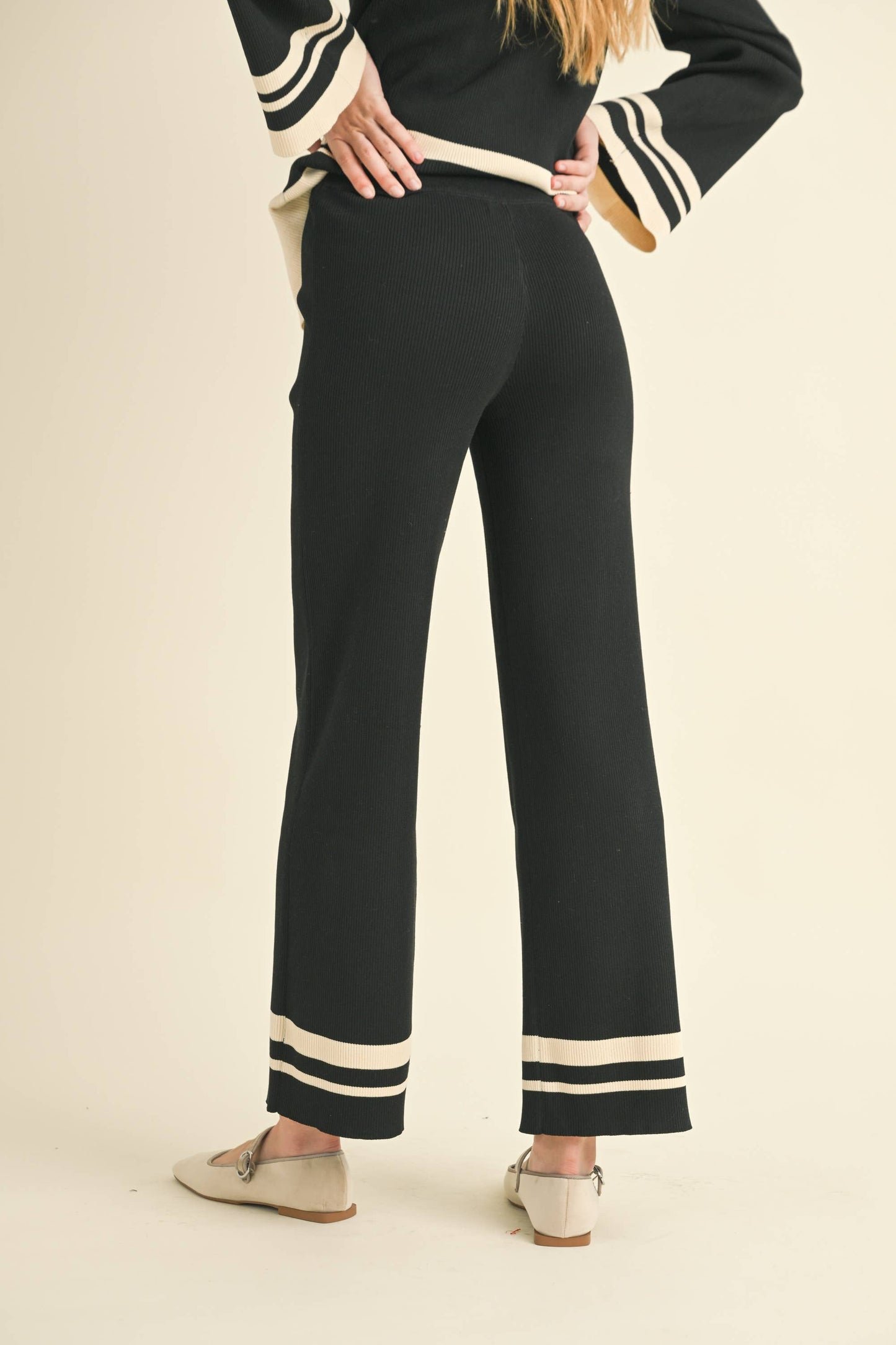 Miou Muse - Border Striped Knitted Pants