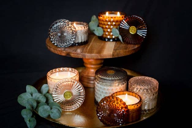 The SOi Company - Twilight Shimmer Candles - Ambre Tonka - 15oz