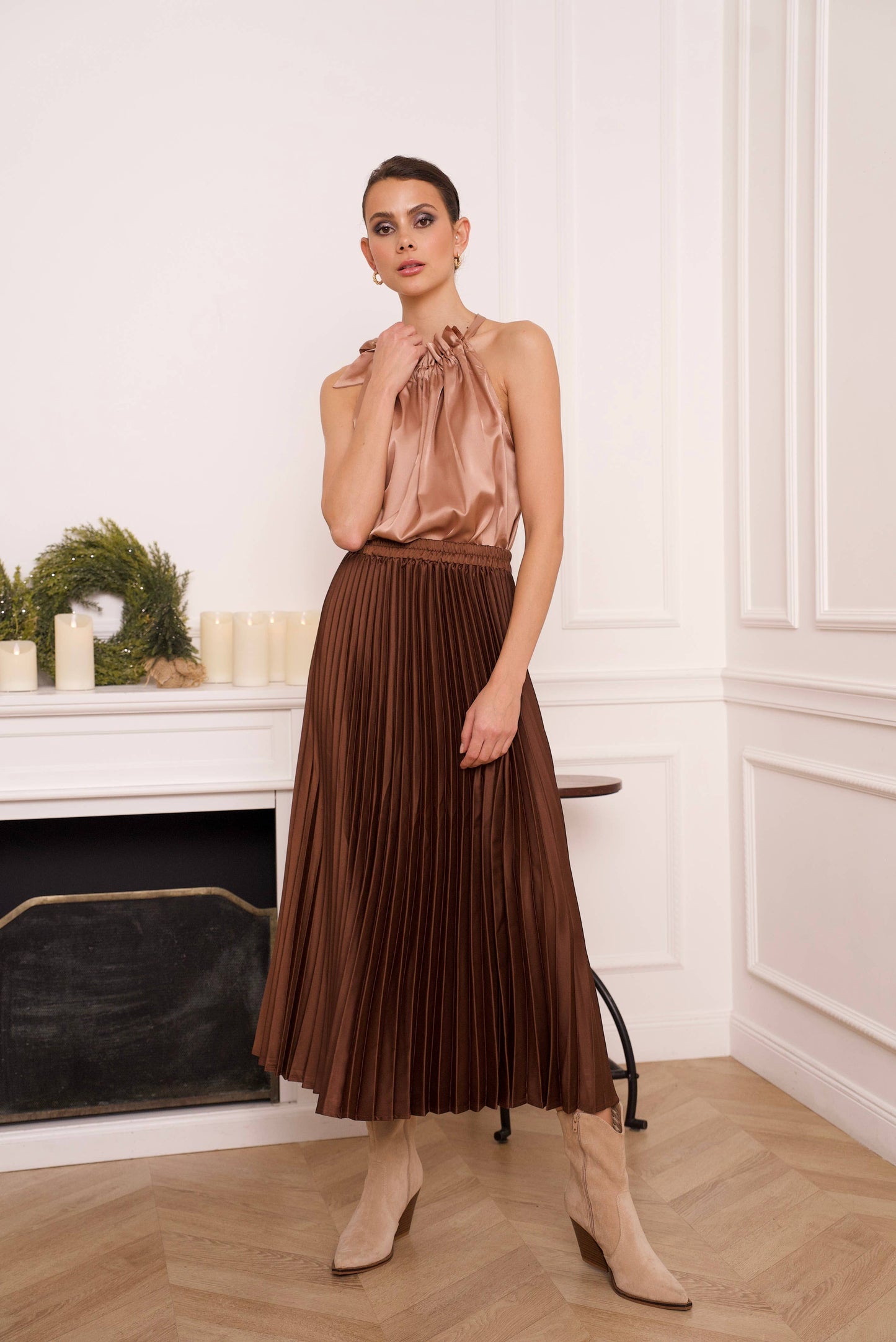 Choklate Paris - Satin Pleated Skirt - Cocoa