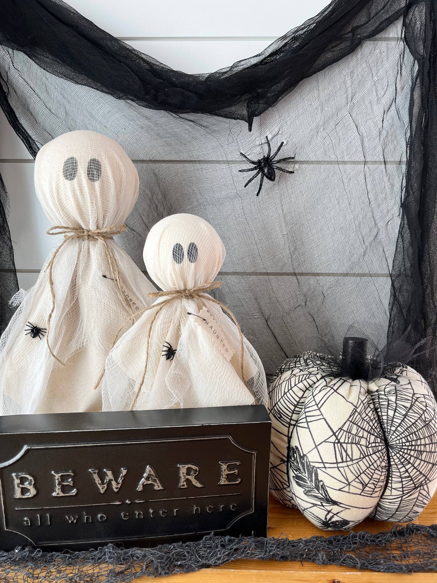 Kate + Em - 3 Pc. Halloween Pumpkin Fall Home Decor /Spooky Night