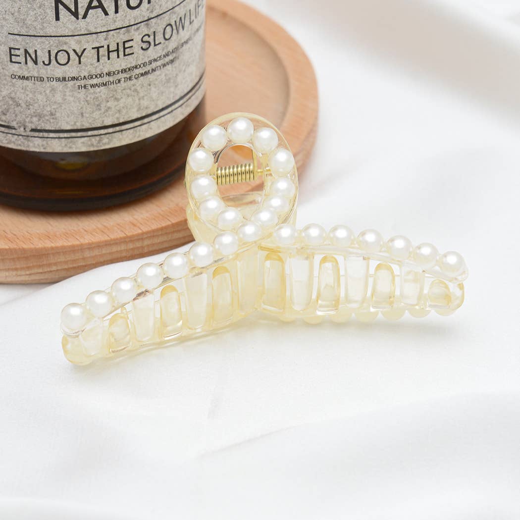 TheDivaSoap - Elegant Pearl Acrylic Hair Claw Clip