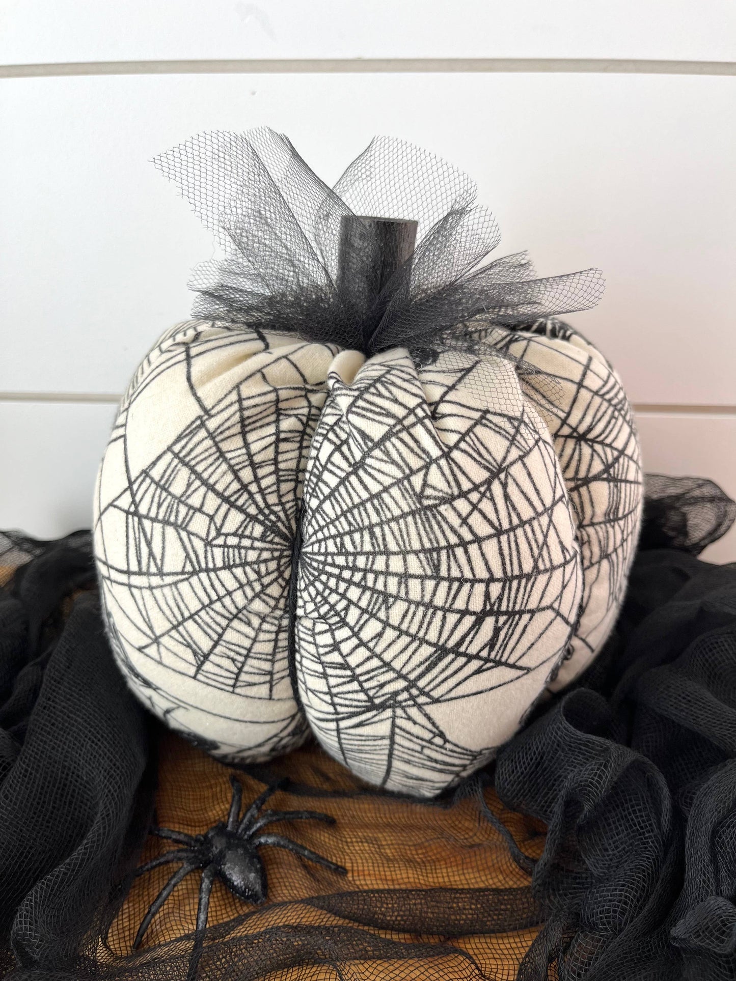 Kate + Em - 3 Pc. Halloween Pumpkin Fall Home Decor /Spooky Night