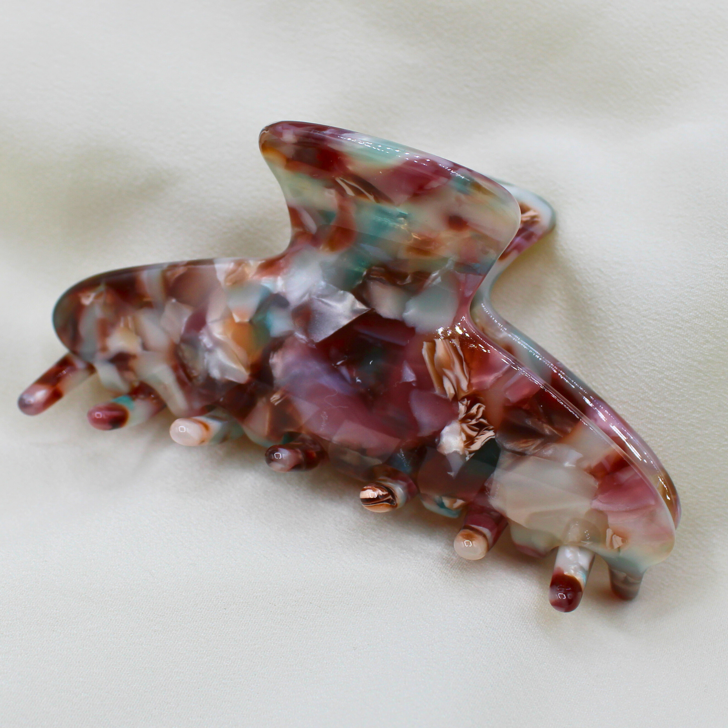 Love Attack - Izumi Cellulose Acetate Hair Claw Clips: Burgundy