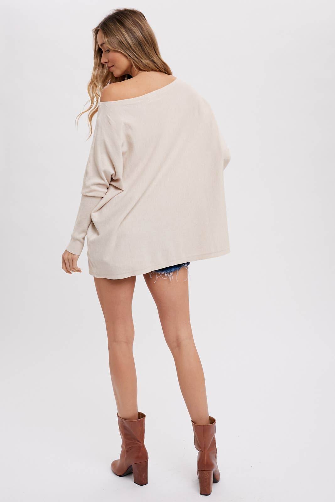 Bluivy - Flowy Boatneck Dolman Tunic - White