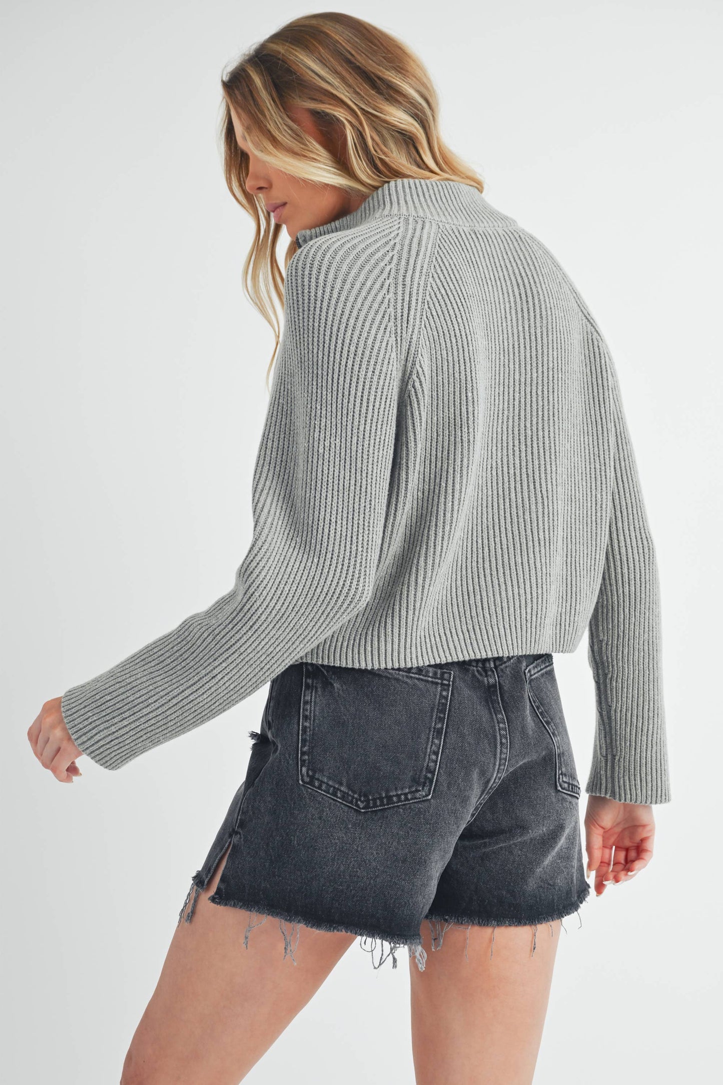 AEMI + CO - Debbie Half-Zip Sweater - Heather Gray