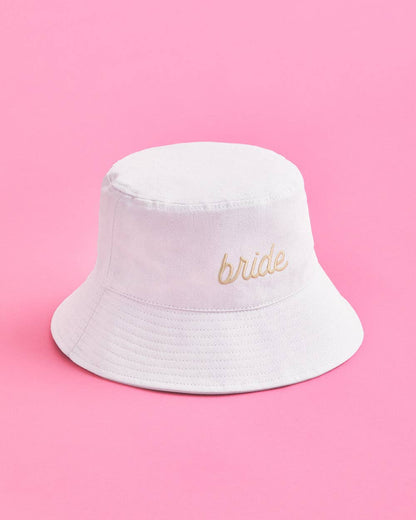 xo, Fetti - Bride Bucket Hat