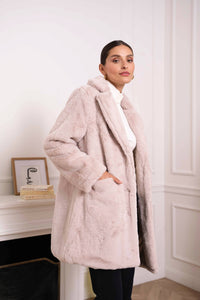 Choklate Paris - Straight Cut Synthetic Fur Coat - Ecru