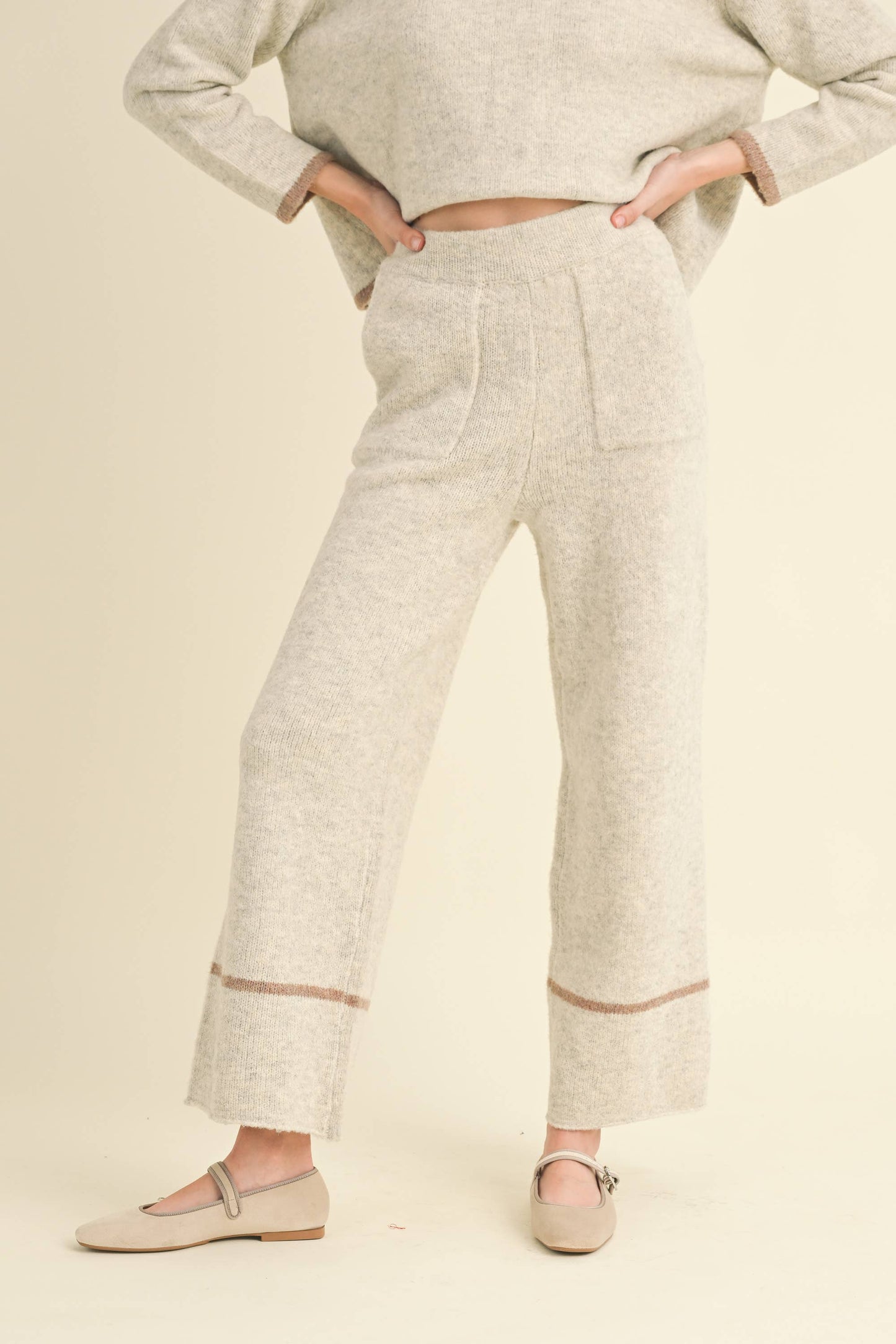 Miou Muse - Color Contrast Detail Knitted Pants