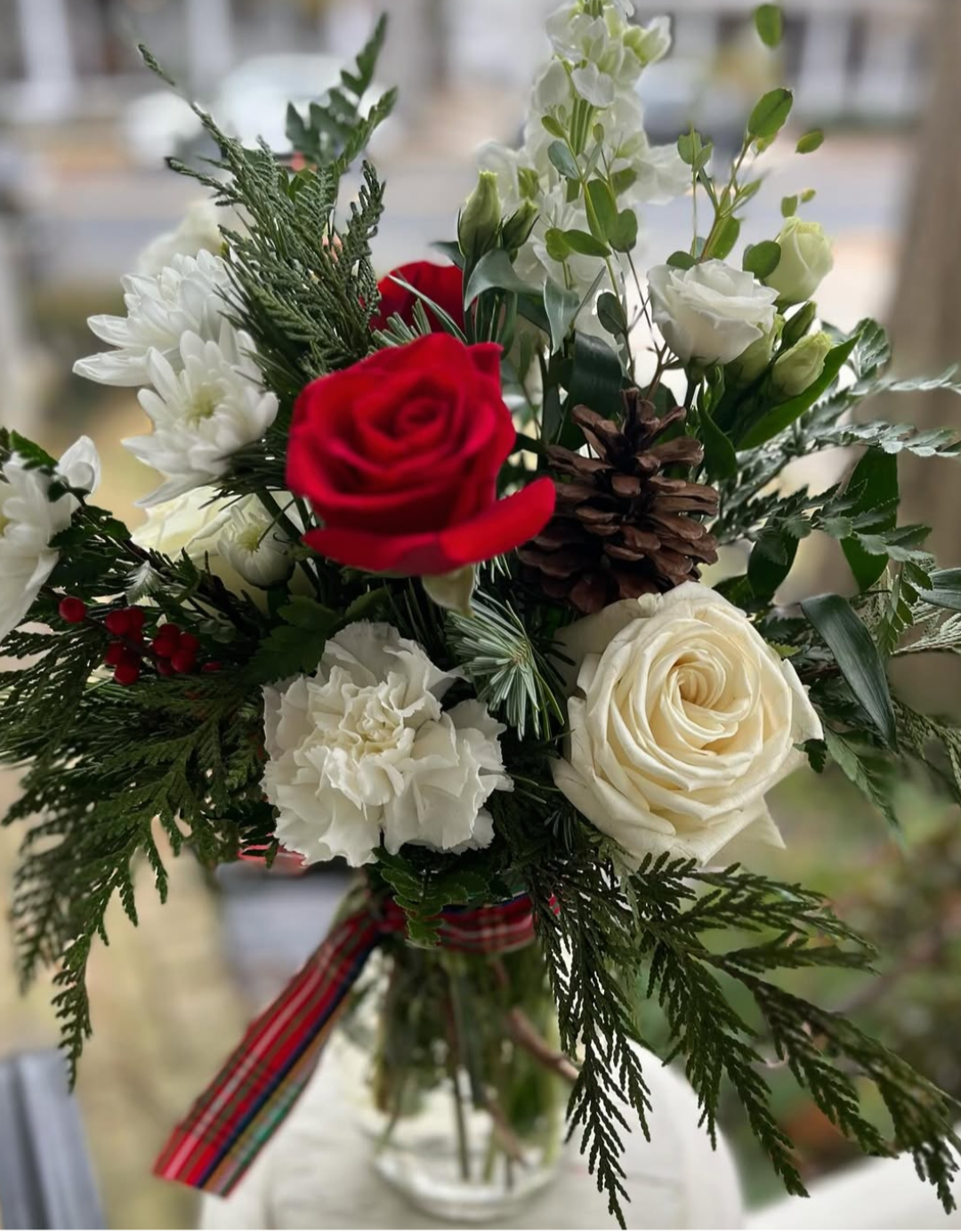 Very Merry Mason Jar Arrangement