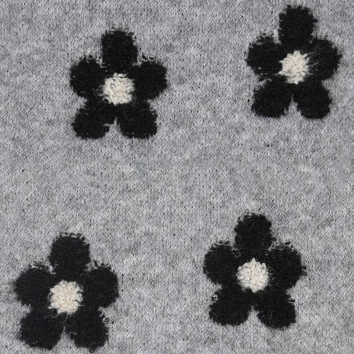 Hana - C.C Daisy Pattern Scarf