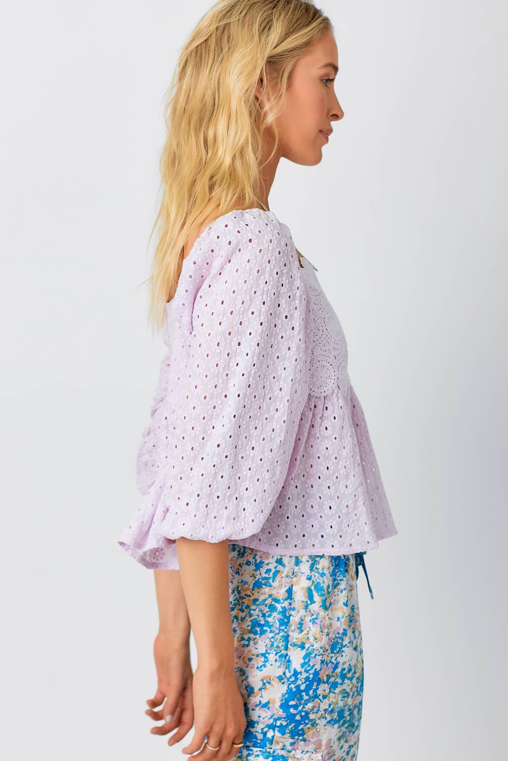 Mystree - Crochet Lace Puff Sleeve Top - Lavender