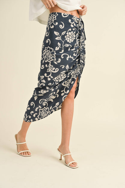 MIOU MUSE - Printed Ruched Skirt - Ink Blue