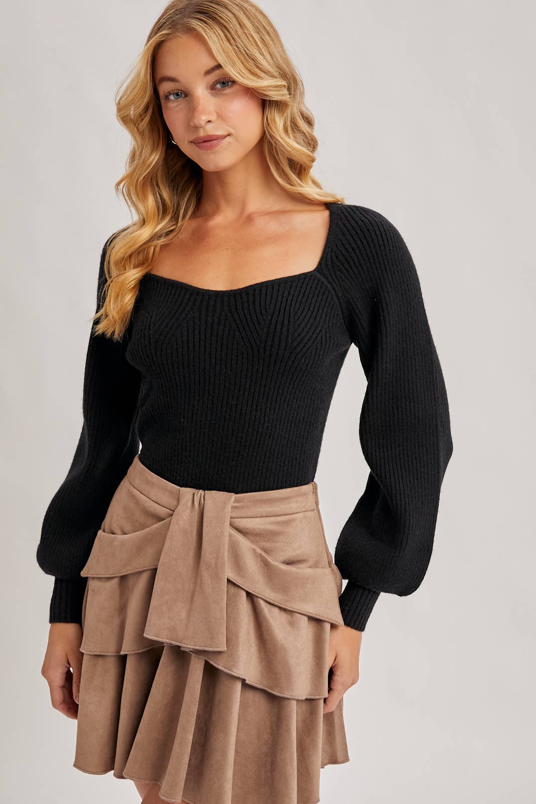 Bluivy - SWEETHEART NECK BISHOP SLEEVES SWEATER - HOLIDAY