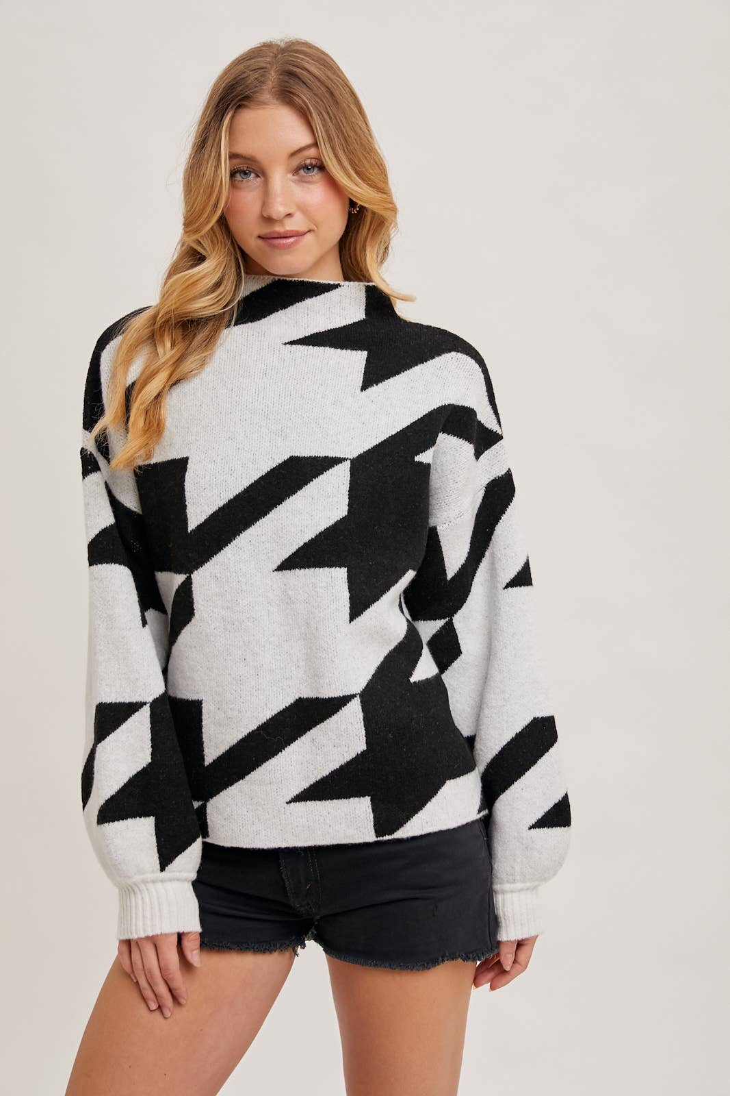 Bluivy - HOUNDSTOOTH MOCK NECK LOOSE FIT KNIT SWEATER