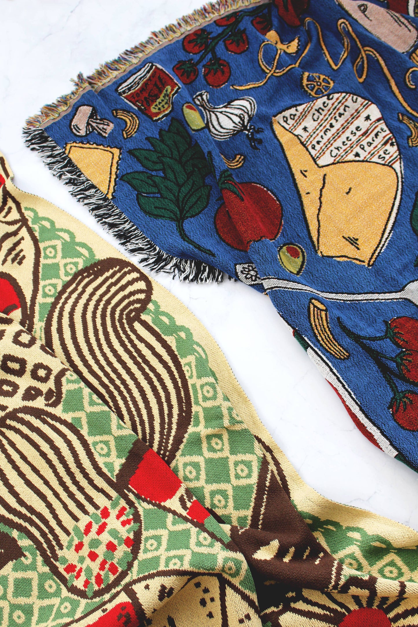 Calhoun & Co. - Italian Cookies Knit Blanket 