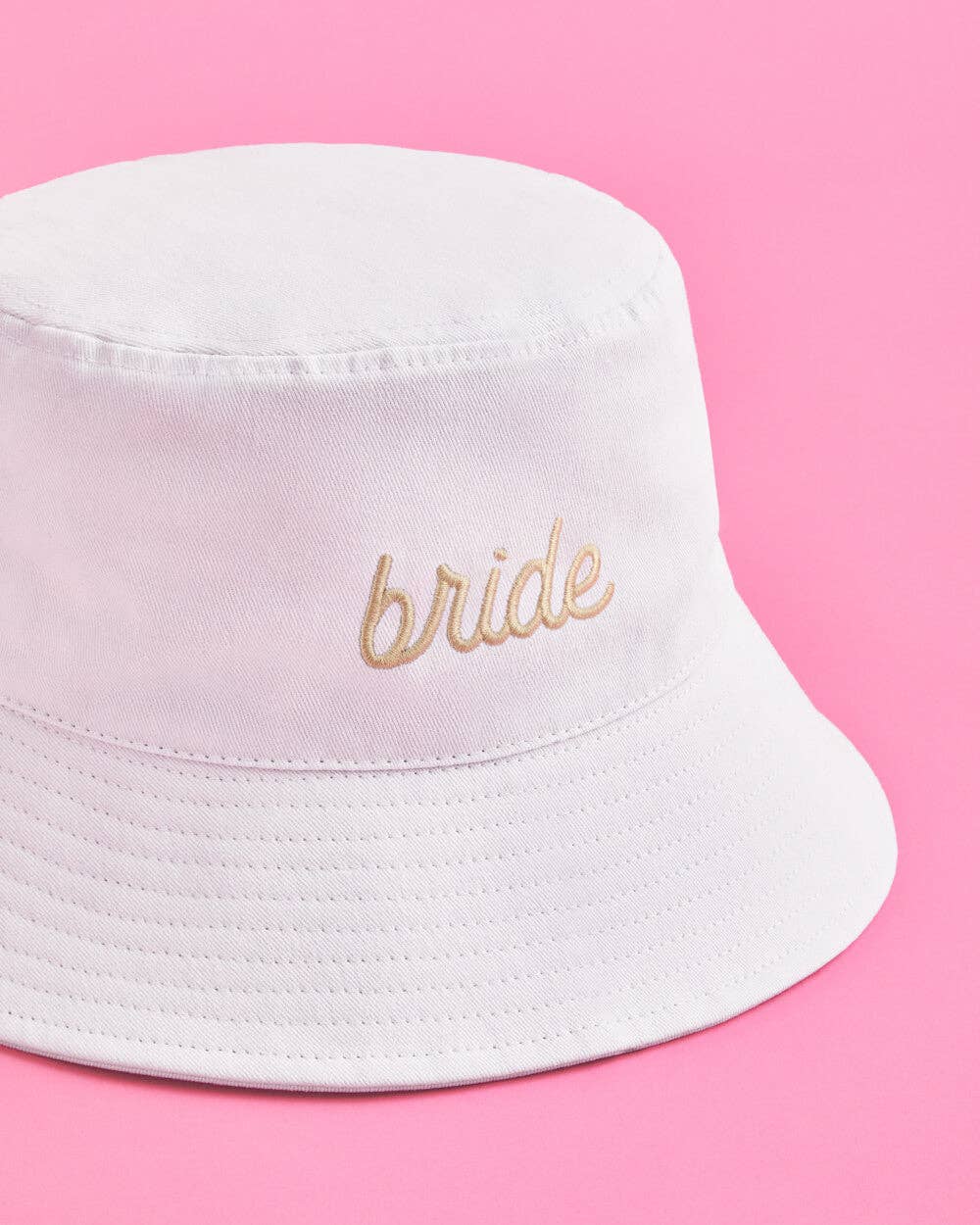 xo, Fetti - Bride Bucket Hat