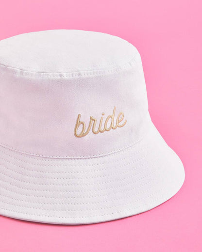 xo, Fetti - Bride Bucket Hat