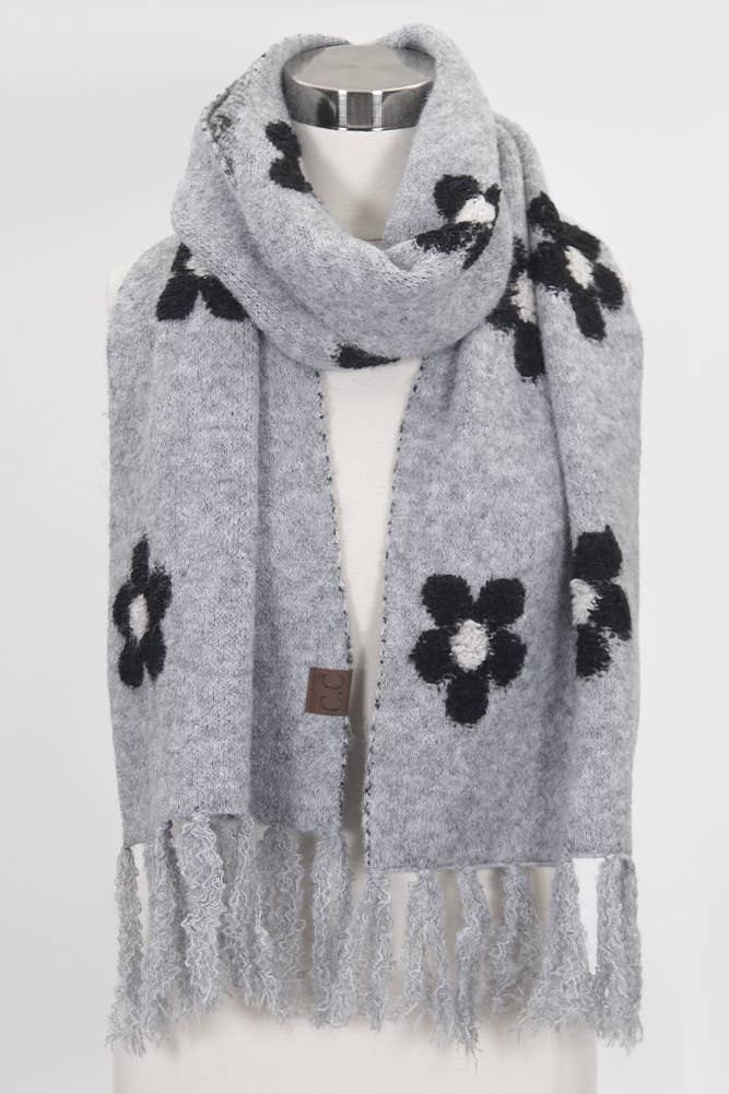 Hana - C.C Daisy Pattern Scarf