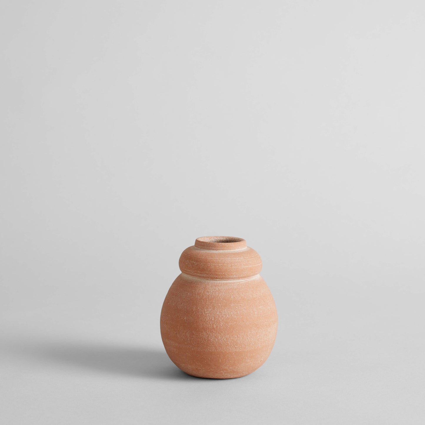 Bloomist - Terra Cotta Bud Vase, Whitewash: Short