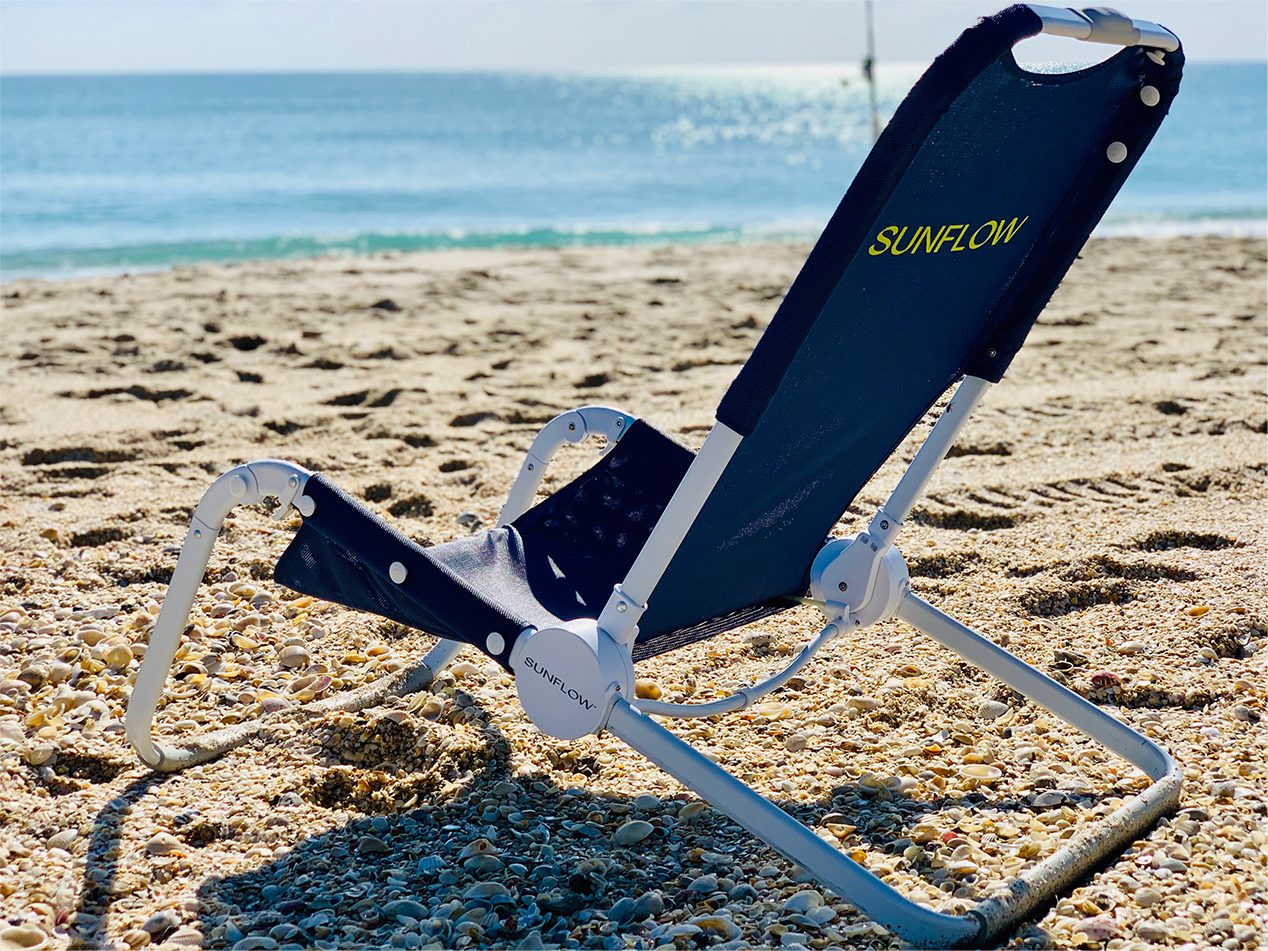 SUNFLOW - The Original Chair: Deep Blue Stripe / The Original Chair with Sun Shade and Drink Holder