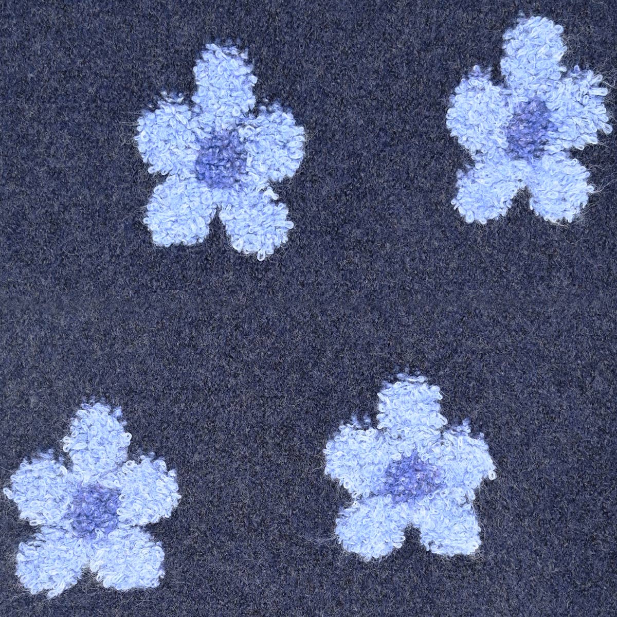 Hana - C.C Daisy Pattern Scarf