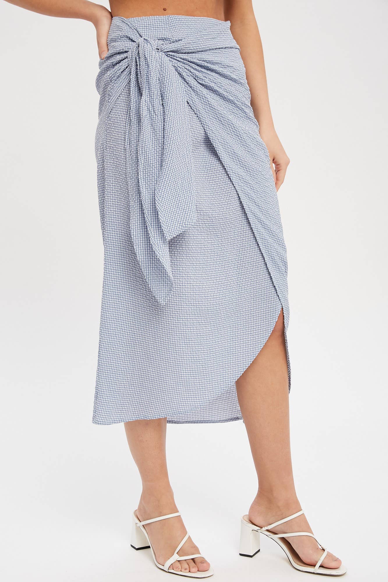 MIOU MUSE - Mini Gingham Tie Front Skirt - Blue