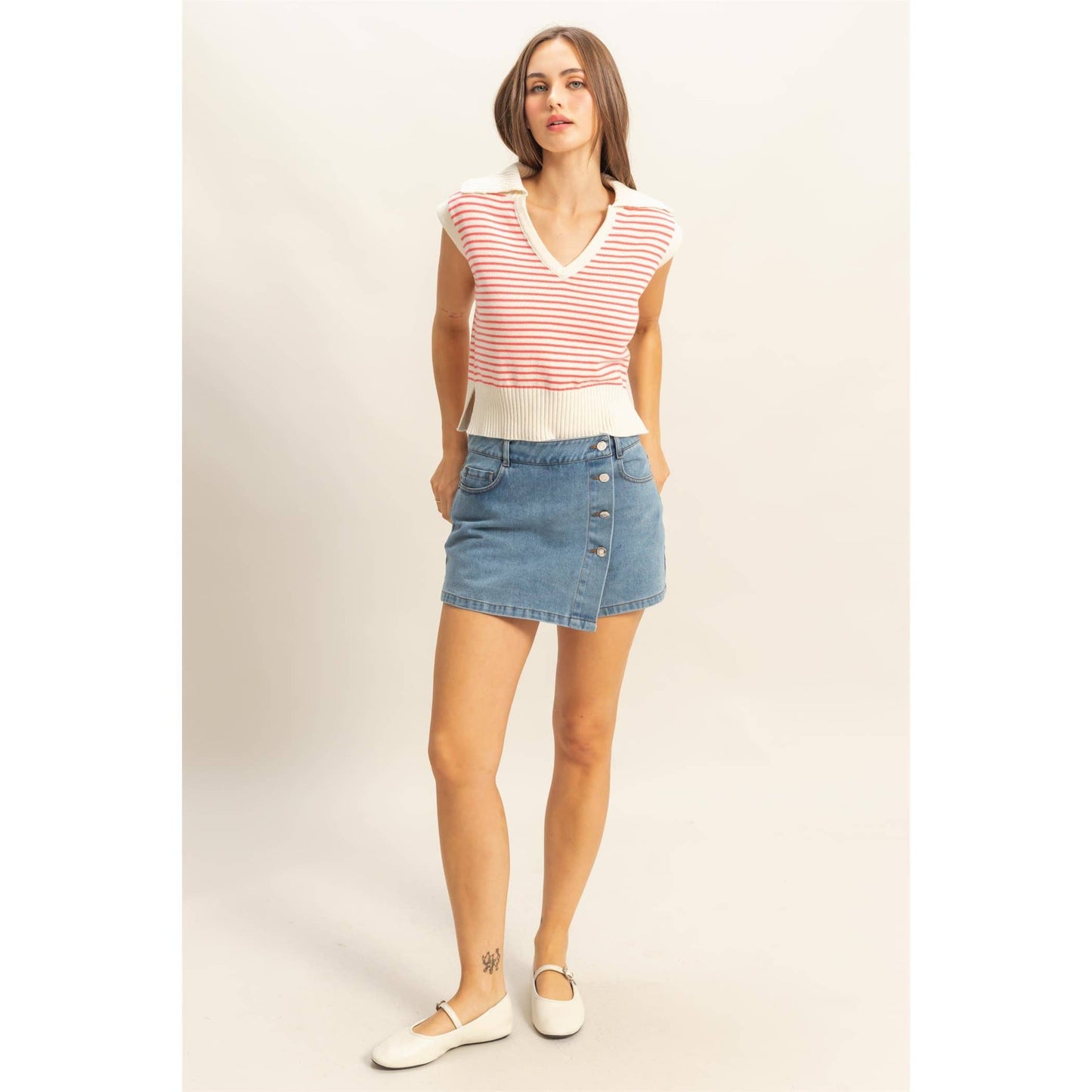 HYFVE - HF25E092-Striped Knit Collared Sleeveless Top