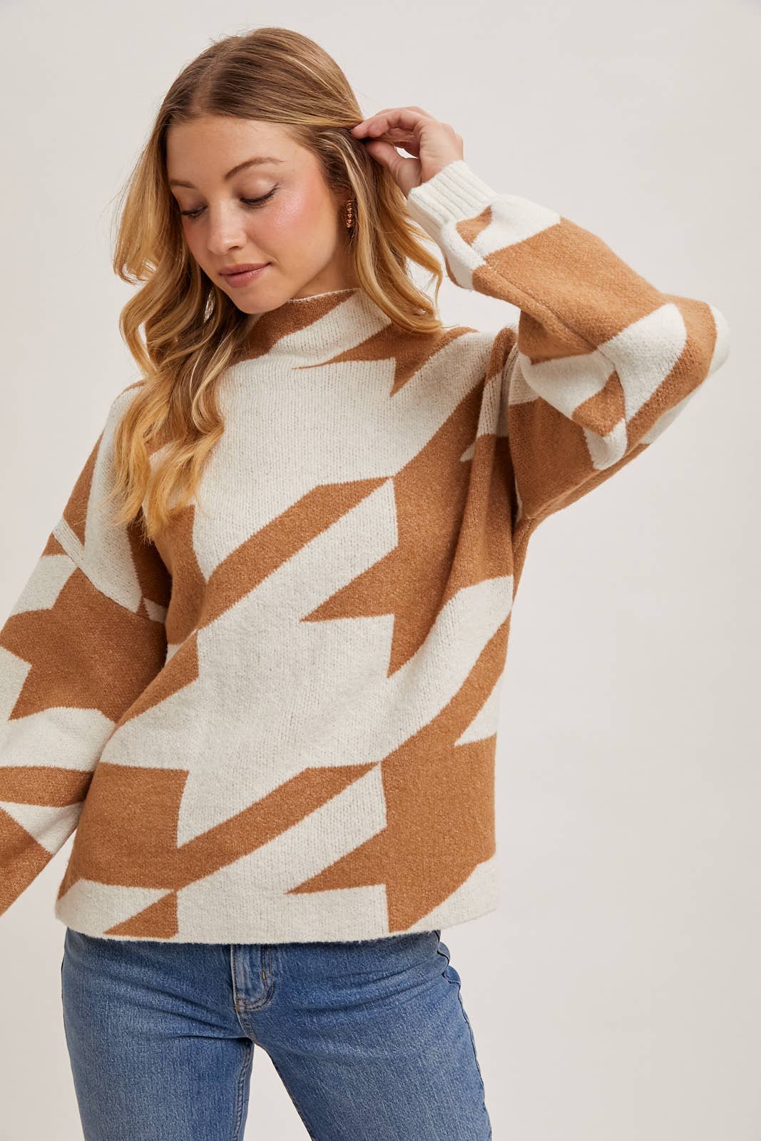 Bluivy - HOUNDSTOOTH MOCK NECK LOOSE FIT KNIT SWEATER