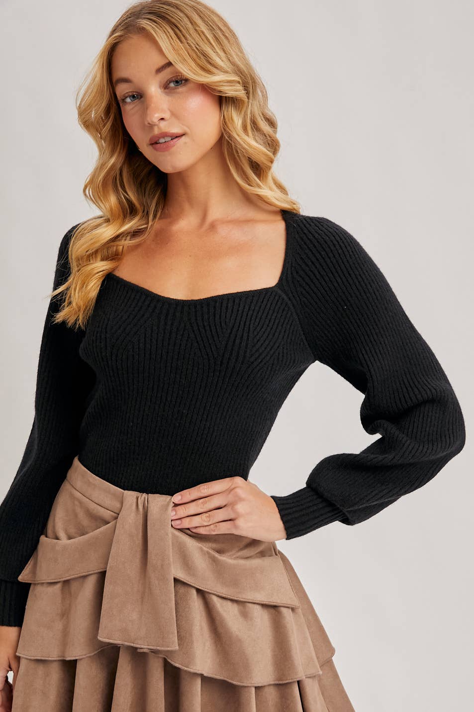 Bluivy - SWEETHEART NECK BISHOP SLEEVES SWEATER - HOLIDAY
