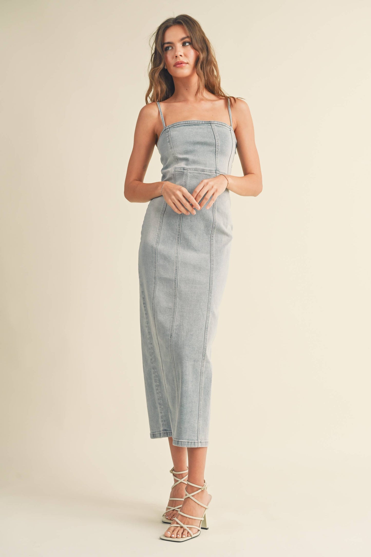 MIOU MUSE - Light Wash Stretch Denim Dress