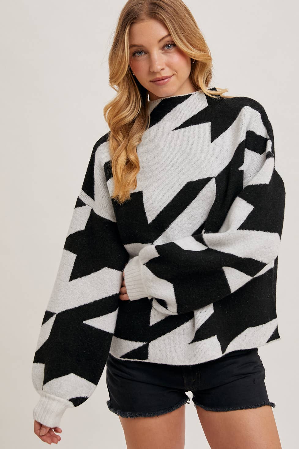 Bluivy - HOUNDSTOOTH MOCK NECK LOOSE FIT KNIT SWEATER