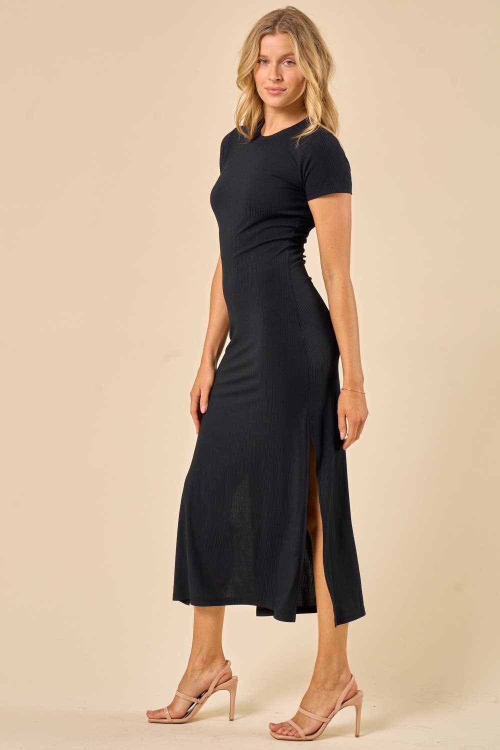 WISTERIA LANE - Ribbed Knit Maxi Dress - Black