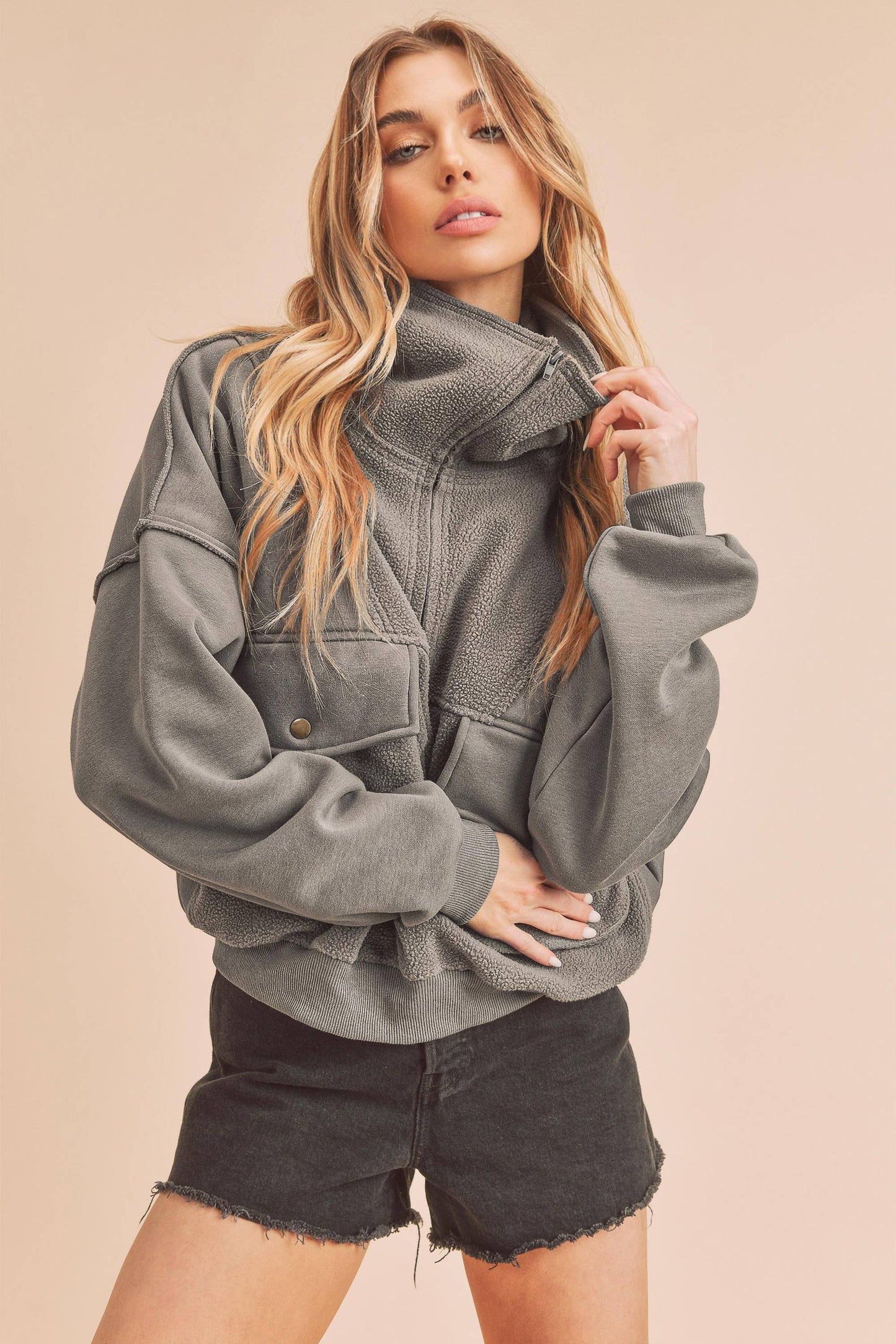 AEMI + CO - Carter Pullover - Gray