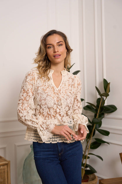 CHOKLATE PARIS - Lace Blouse - Ecru