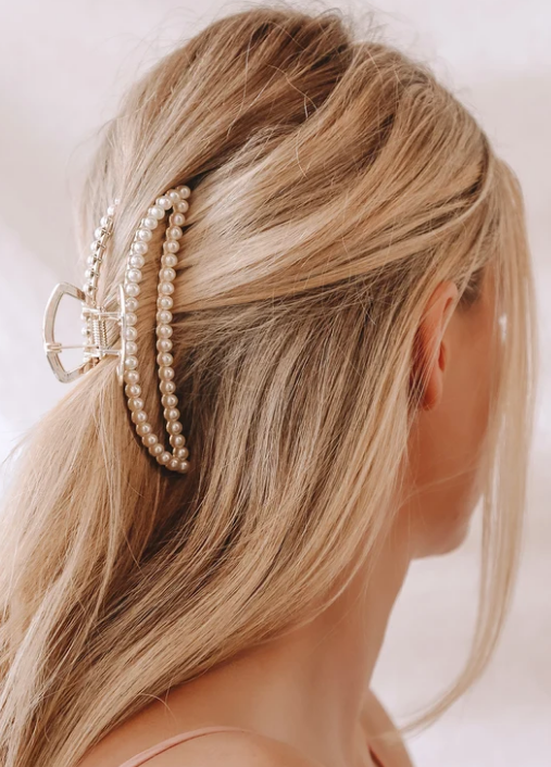 Femme Faire - Pearl Hair Claw